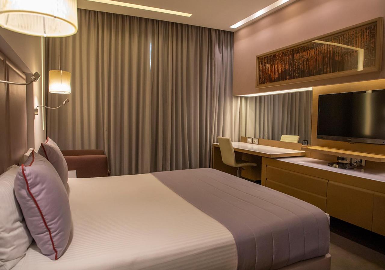 Saifi Suites Hotel Bejrút Kültér fotó