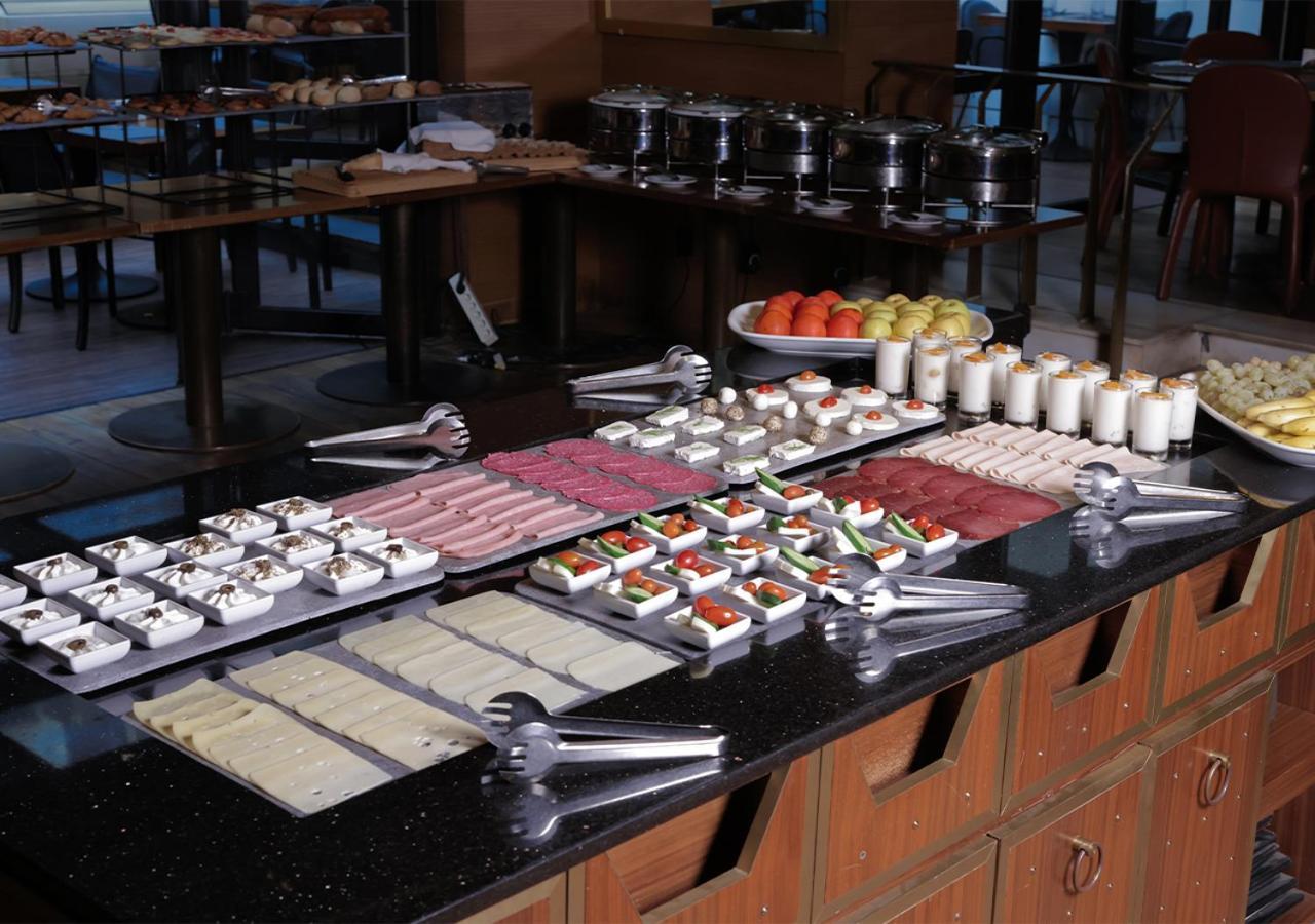 Saifi Suites Hotel Bejrút Kültér fotó