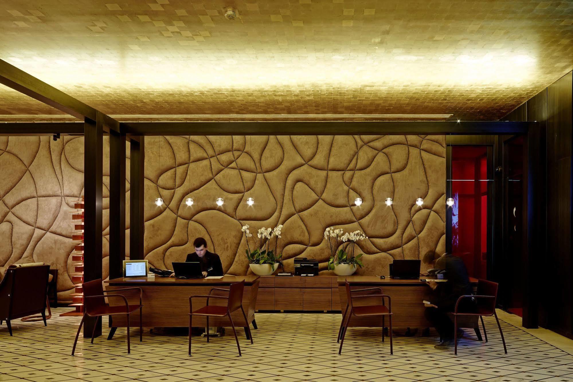 Saifi Suites Hotel Bejrút Kültér fotó